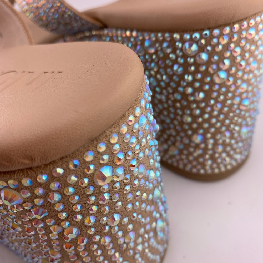 10.5 Rhinstone Bling Tan Crystal Embellished Wedge Platform Sandals - Picture 5 of 7